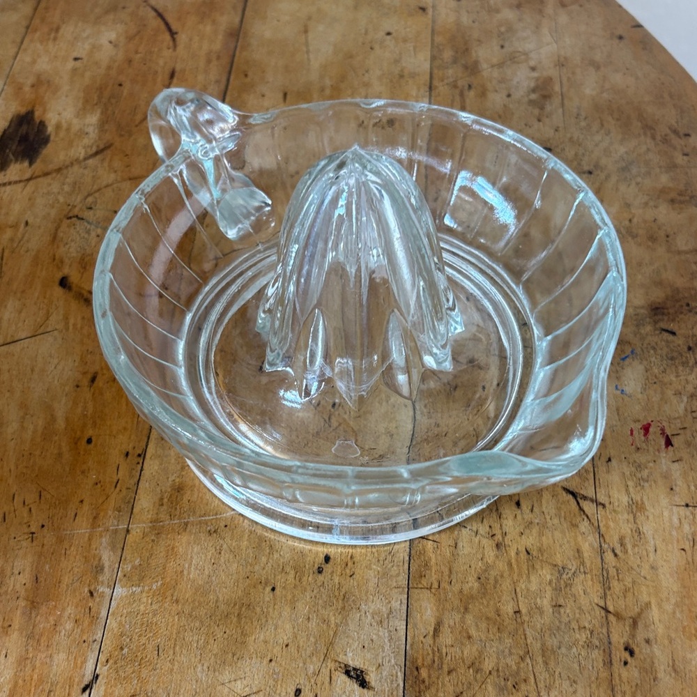 Vintage Glass Citrus Juicer